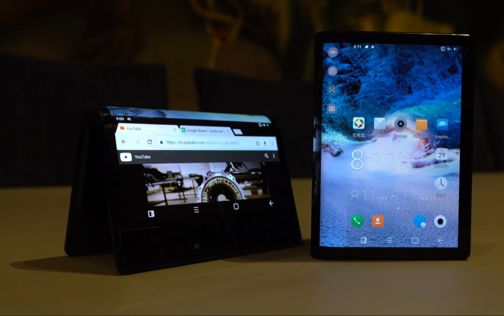 Royole FlexPai Is The World's First Foldable Phone, But It Kind Of Sucks Royole flexpaih